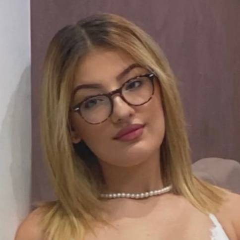 Claudia Gharzeddin